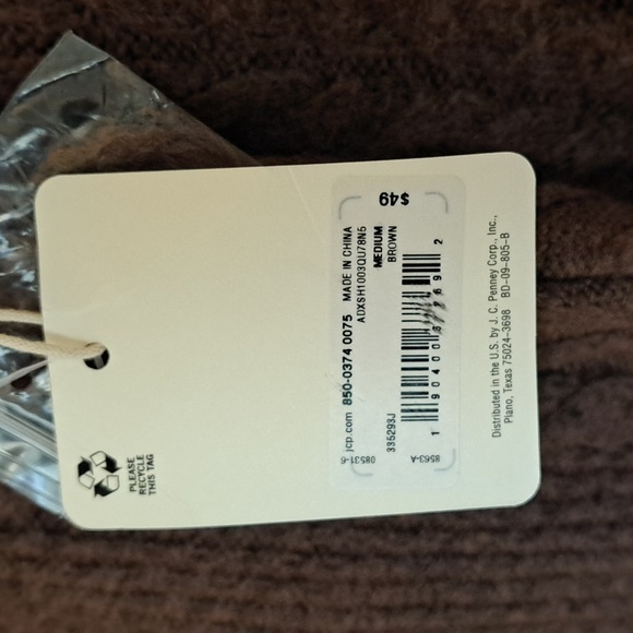 Ana A new approach women's brown v-neck v-neck sweater with matching mini skirt. - Picture 6 of 8